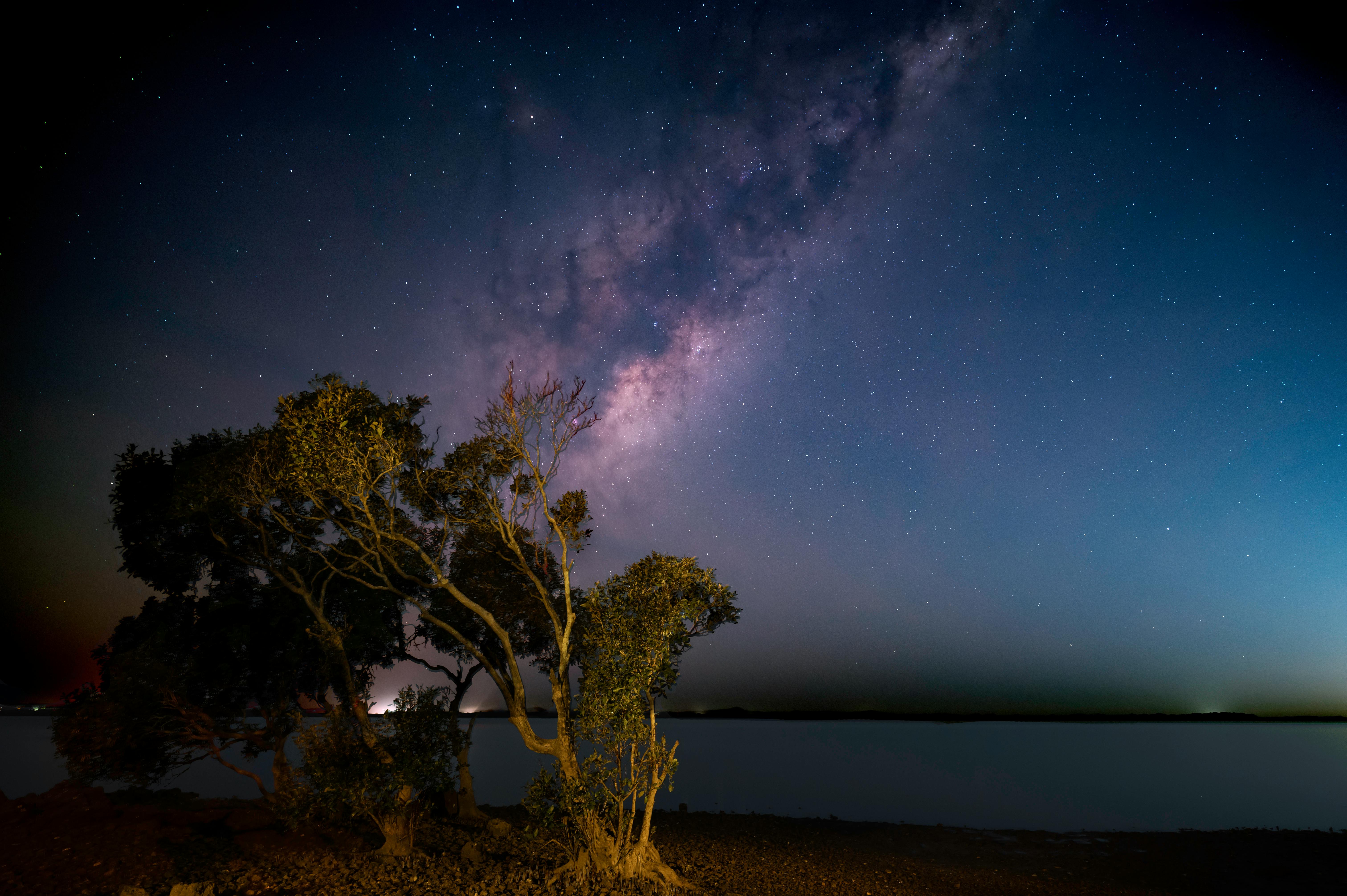 三星 Galaxy Z TriFold“暴力测试”:折叠 14.4 万次后铰链就“软了”,未达 20 万次官方承诺 - 图片1